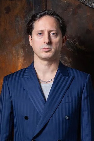 Carl Barât in Tribute to David Bowie - Heroes Never Die