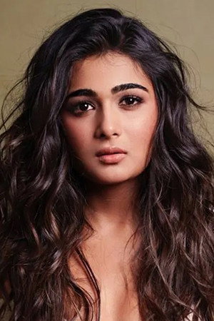Shalini Pandey in Maharaj