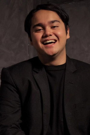 Adam Farrel in Petak Umpet