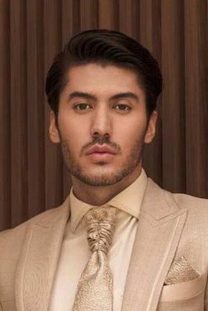 Valentino Peter in 'Ain