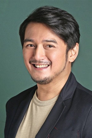 Dominic Ochoa in Love Me Again