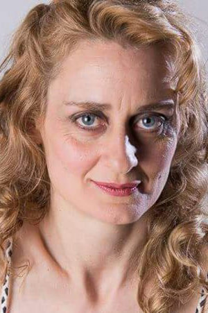 Romina Pinto in Contrasangre