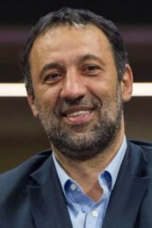Vlade Divac in Juwanna Mann