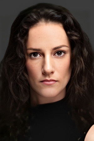 Gizem Erdem in Quarantine