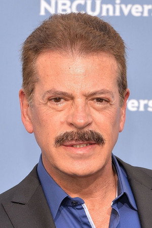 Sergio Goyri in La Noche De La Bestia