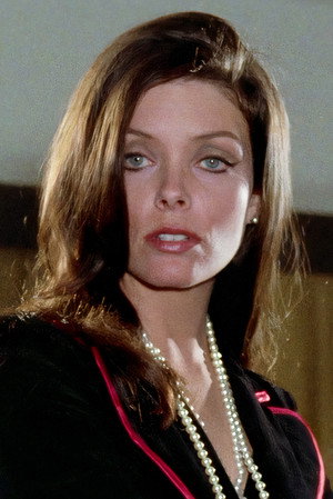 Patty Shepard in The Werewolf Versus the Vampire Woman