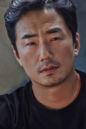 Ryu Seung-su in The President's Barber