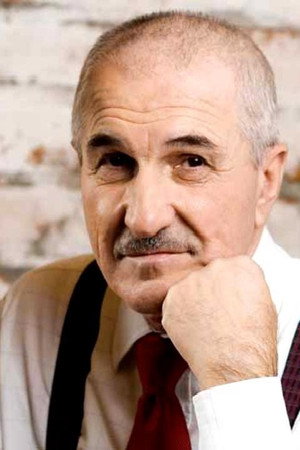 Gheorghe Dinică in Contest