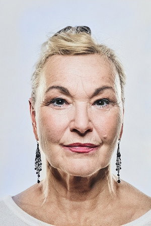 Marie Logojdová in Vánoční stromek