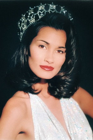 Brook Lee in Shaka: A Story of Aloha