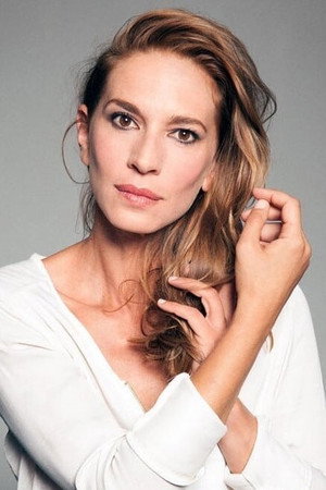 Laura Domínguez in Mondays in the Sun