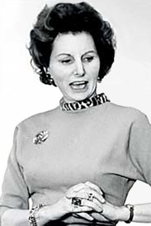 Jane Hoffman in batteries not included