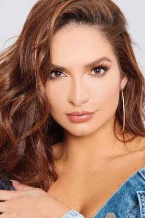 Kimberly Reyes in Empeliculados