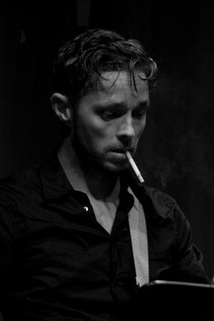 Daniel Gilbert in Håkan Hellström ‎– Explodera Bateria!