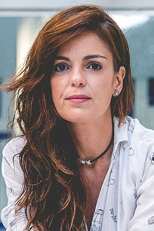 Catarina Accioly in New Life S.A.