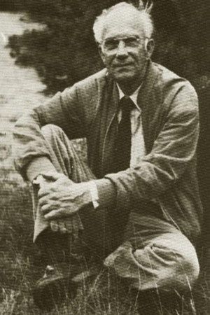 Jan Willem van den Berg in Voice Production: The Vibrating Larynx