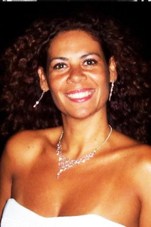 Loren Acuña in Carancho