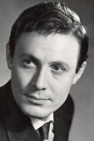 Yuriy Solomin in Dersu Uzala