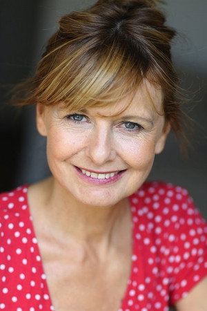 Marina Pastor in Les Gauloises blondes