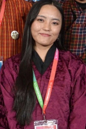 Keldon Lhamo Gurung in Lunana: A Yak in the Classroom