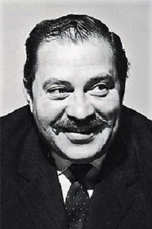 Roberto Camardiel in The Christ of the Ocean