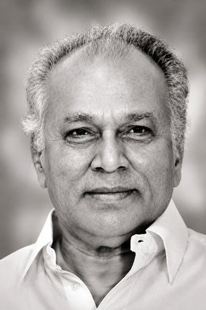 Peeli Sivam in Dhinamum Ennai Gavani