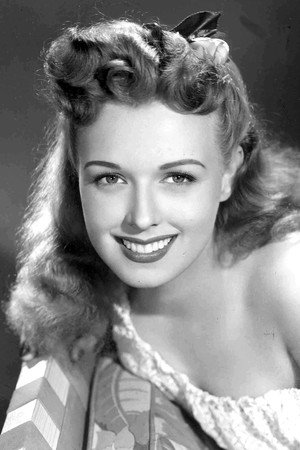 Noreen Nash in Adventures of Casanova