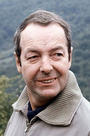 Guy Hamilton in Top Gear: 50 Years of Bond Cars