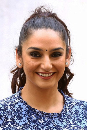 Ragini Dwivedi in Janda Pai Kapiraju