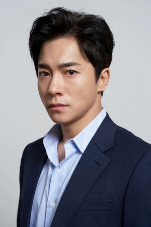 Kim Young-min in Spring  Summer  Fall  Winter    and Spring