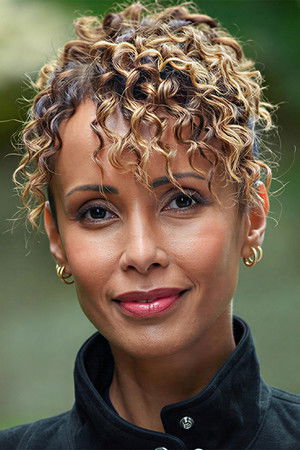 Sonia Rolland in Les Secrets de la belle endormie