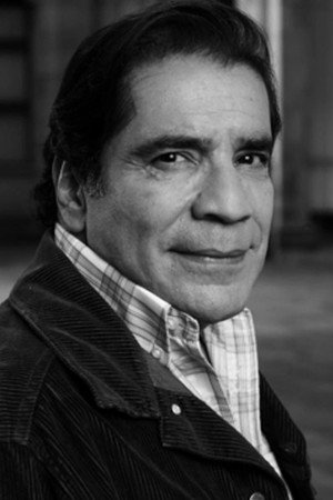Álvaro Rodríguez in The History of the Pink Trunk