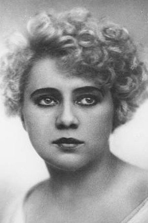 Hedda Vernon in The Woman House of Brescia