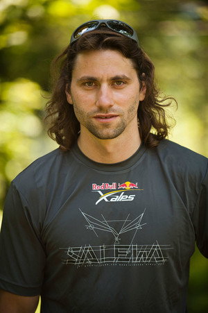Antoine Girard in Envol vers les 8000