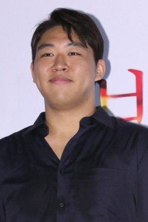 Choi Joon-ha in Night Flight