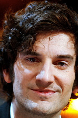 Gaspard Proust in Anne Roumanoff : Crise de rire ou rire de crise ?