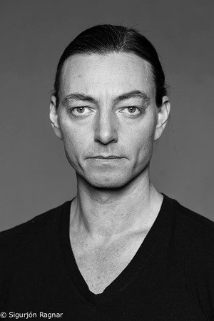 Damon Younger in Dirty Pretty Things
