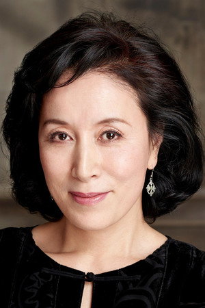 Atsuko Takahata in Like the Clouds, Like the Wind