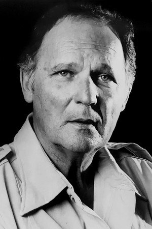 John Vernon in The Questor Tapes