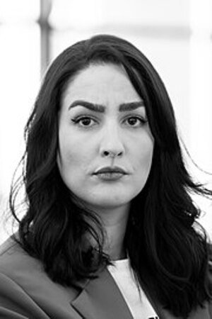 Nesrine Slaoui in Kim Kardashian Theory
