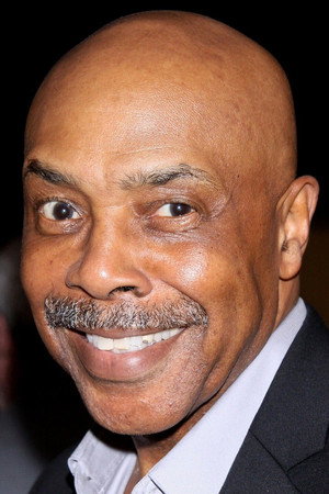 Roscoe Orman in Sesame Street: Elmo's Magic Numbers