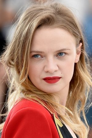 Sara Forestier in Games of Love and Chance
