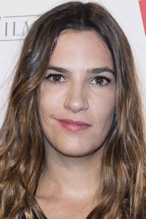 Charlotte Gabris in Le pensionnat de Comédie+