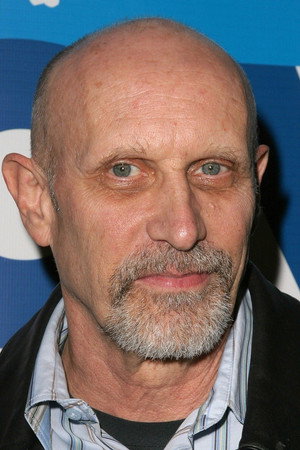 Richard Marcus in The Pretender 2001