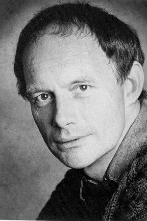 Geoffrey Beevers in Link