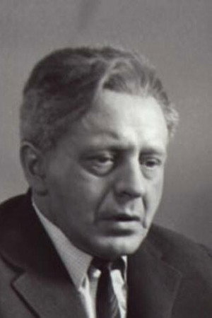 Roman Sykała in First Pavilion