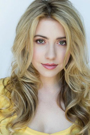 Elizabeth Nicole Abrams in Cornered!