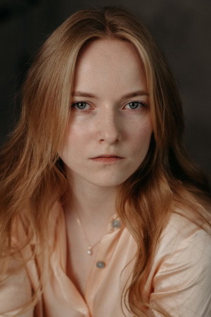 Maris Nõlvak in Cherry Tobacco