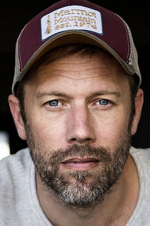 Jakob Cedergren in Dark Horse