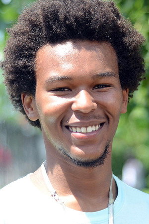 Na-kel Smith in "cherry"